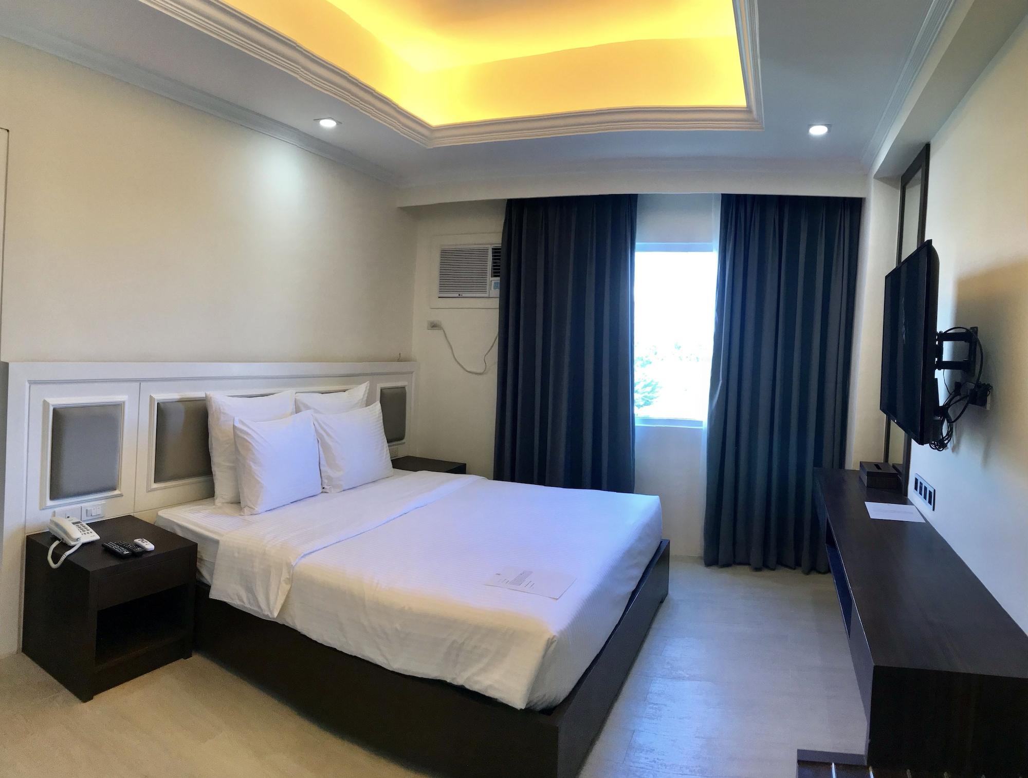 Sotogrande Iloilo Hotel Eksteriør bilde
