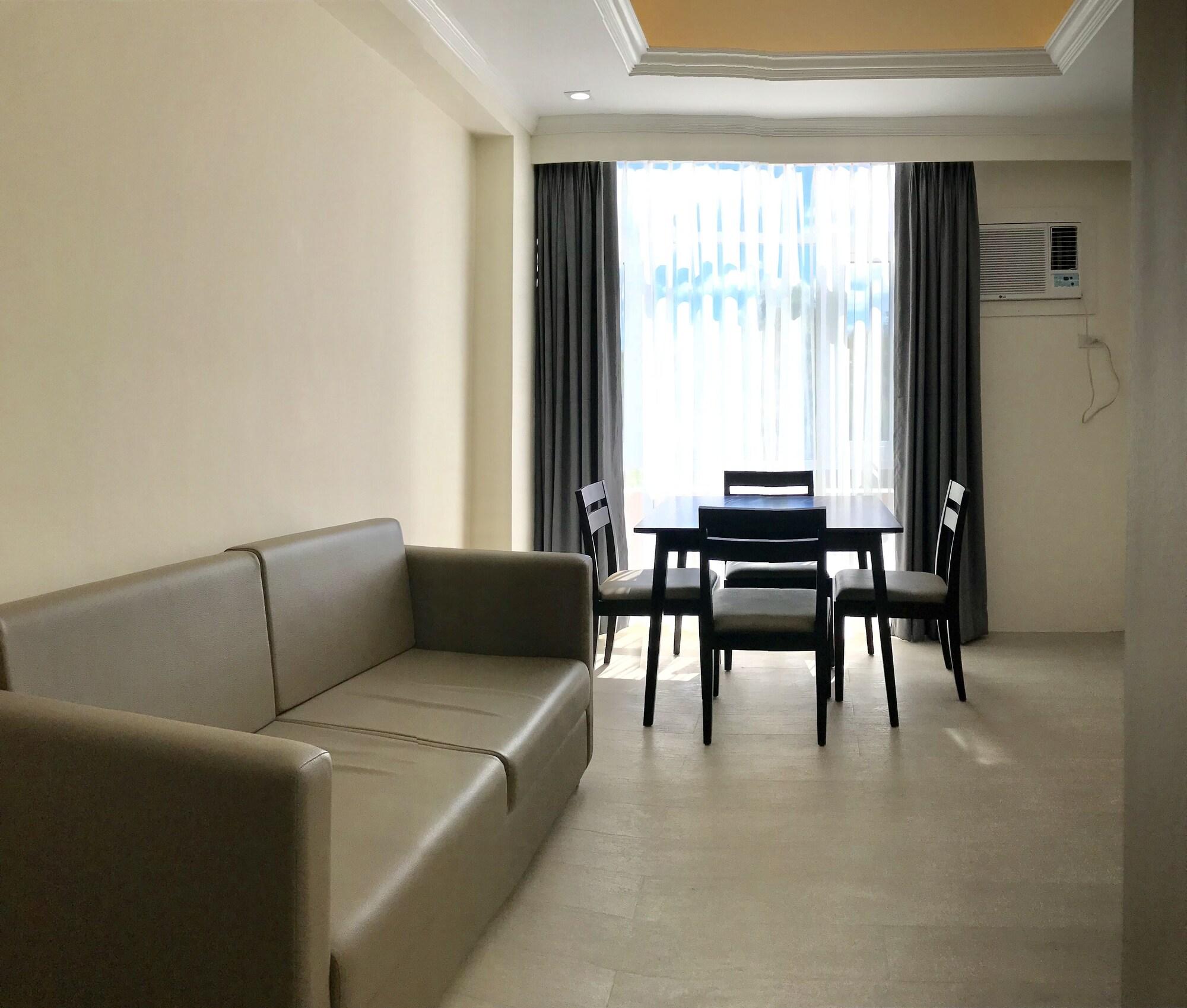 Sotogrande Iloilo Hotel Eksteriør bilde