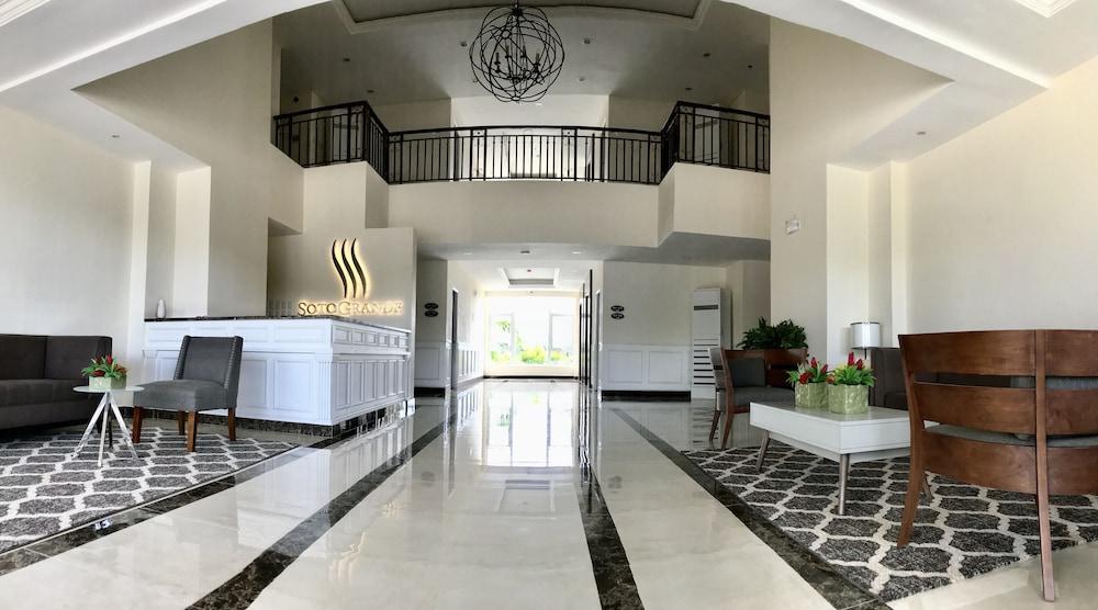 Sotogrande Iloilo Hotel Eksteriør bilde