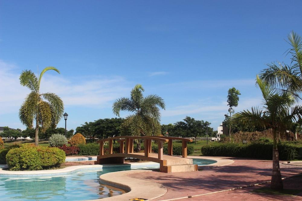 Sotogrande Iloilo Hotel Eksteriør bilde