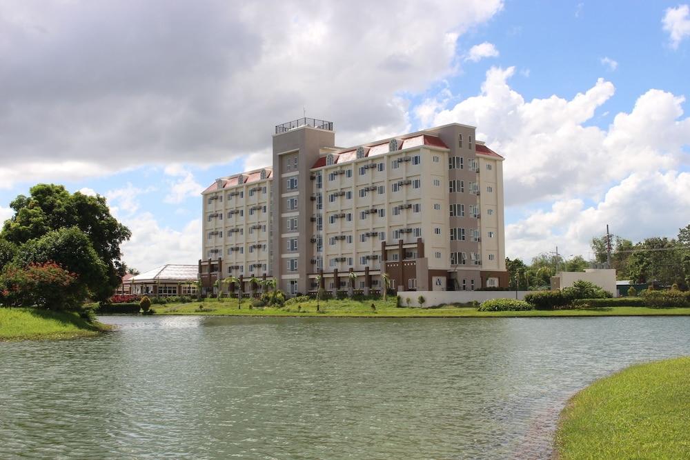 Sotogrande Iloilo Hotel Eksteriør bilde