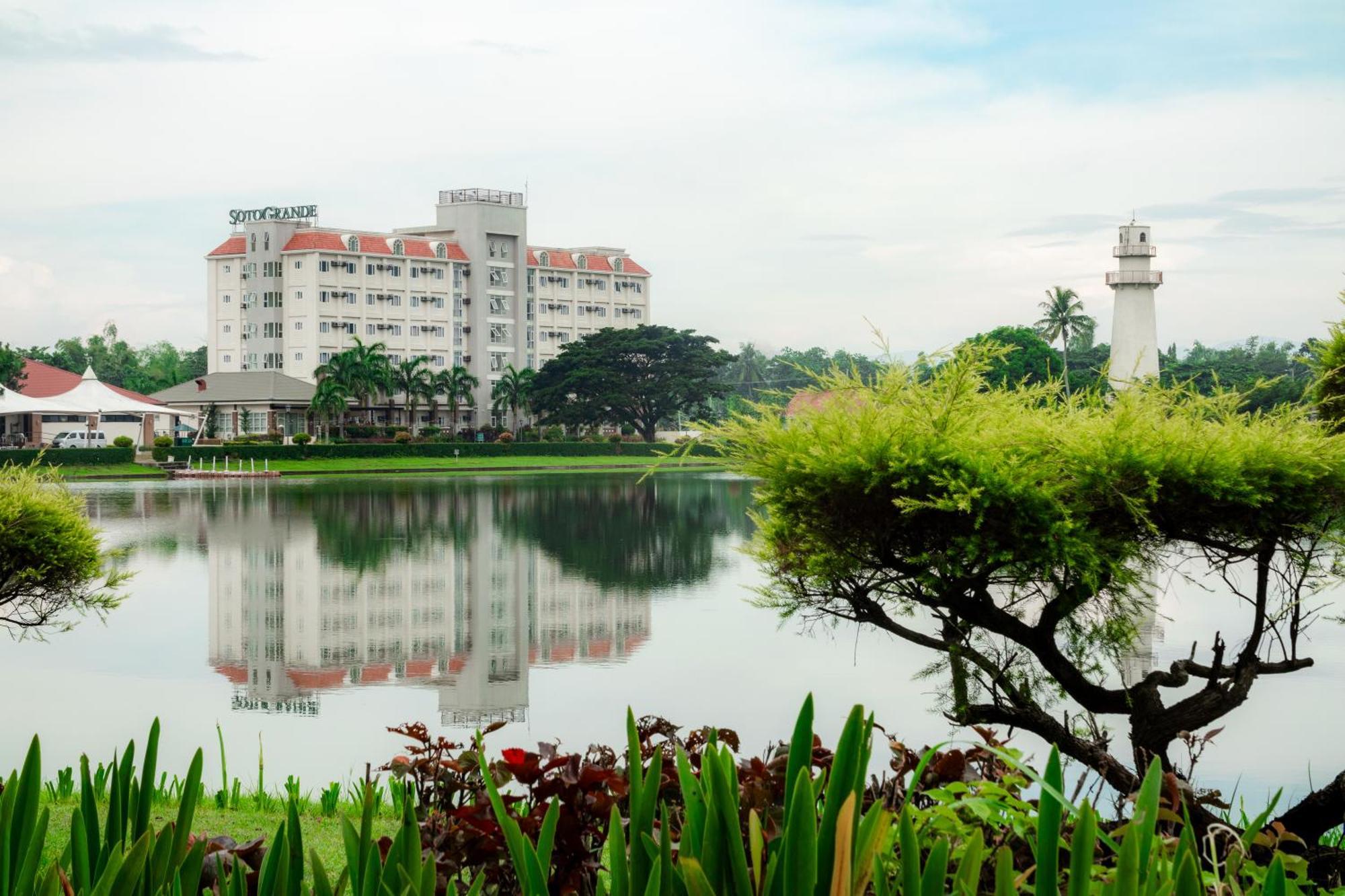 Sotogrande Iloilo Hotel Eksteriør bilde